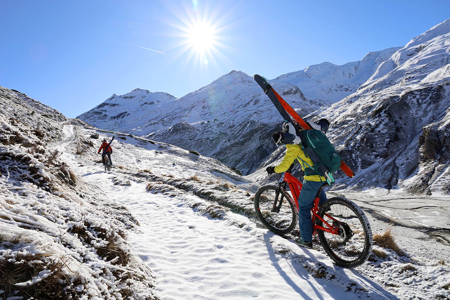 Pyrénées, la vallée d'Ossoue en mode vélo-ski